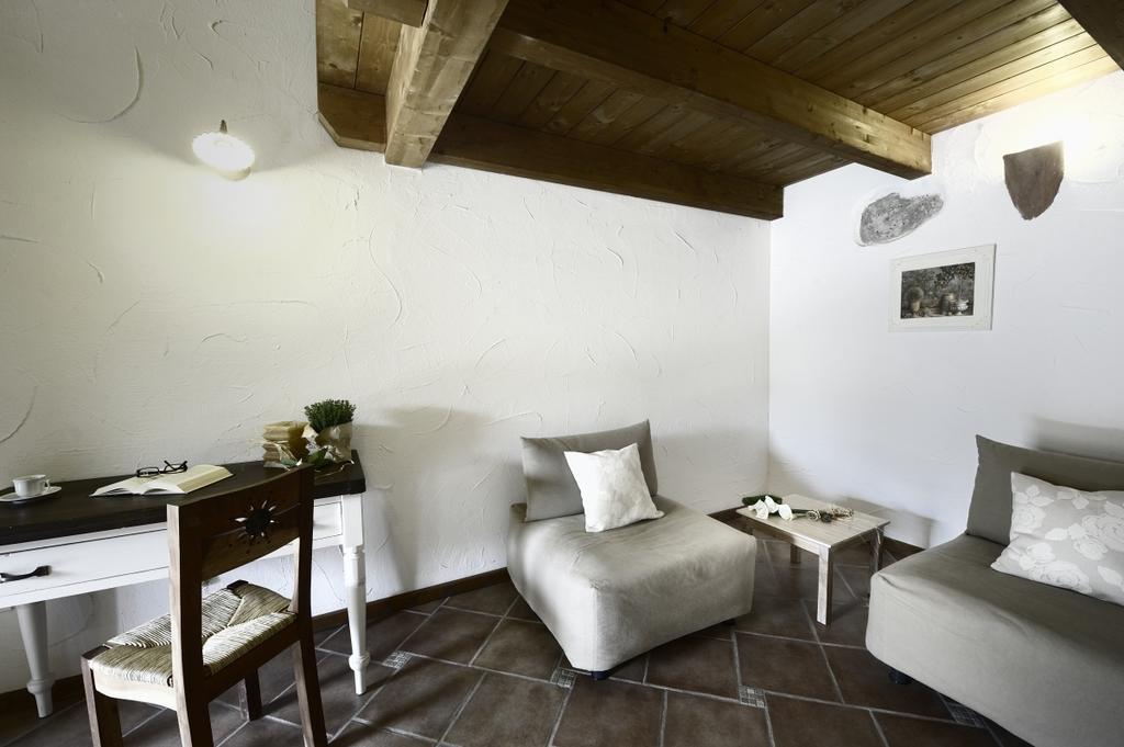 Mores Il Giardino Degli Aranci Bed & Breakfast 部屋 写真
