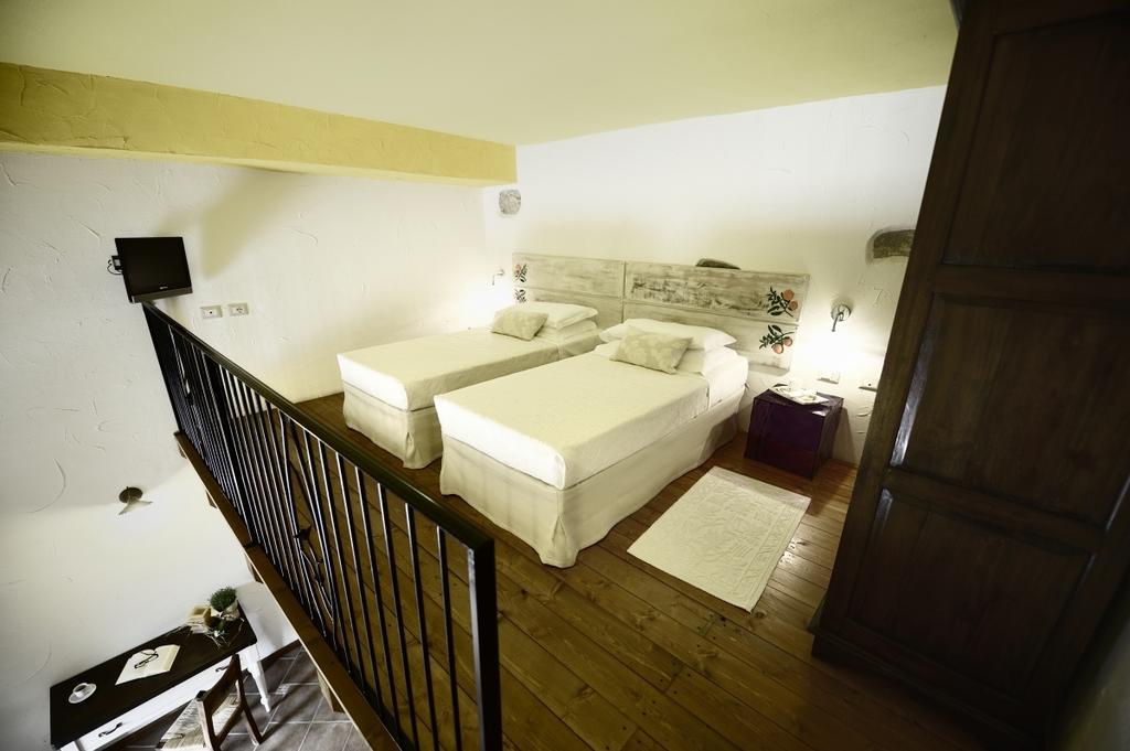 Mores Il Giardino Degli Aranci Bed & Breakfast エクステリア 写真
