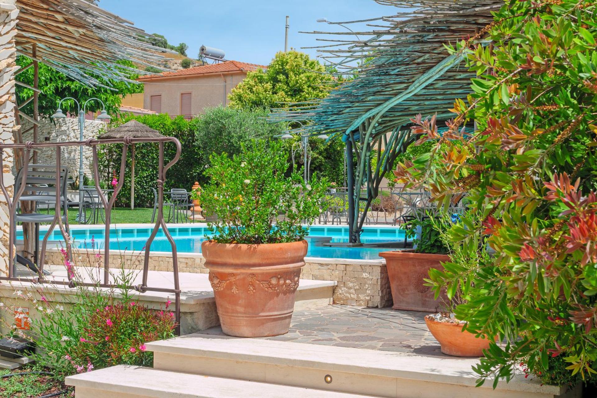 Mores Il Giardino Degli Aranci Bed & Breakfast エクステリア 写真